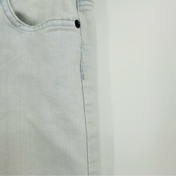 Michael Kors | Light Wash Low Waist Flare Jeans Size 0 - Picture 3 of 7